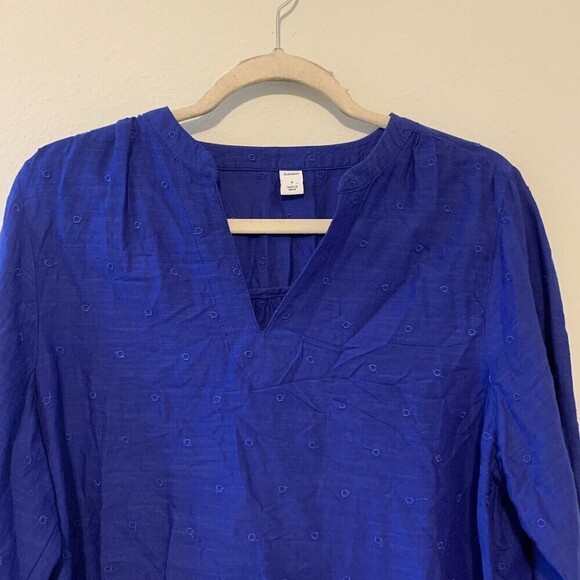Old Navy Womens Size Small Blue Eyelet Split Neck Blouse Top - Picture 2 of 5